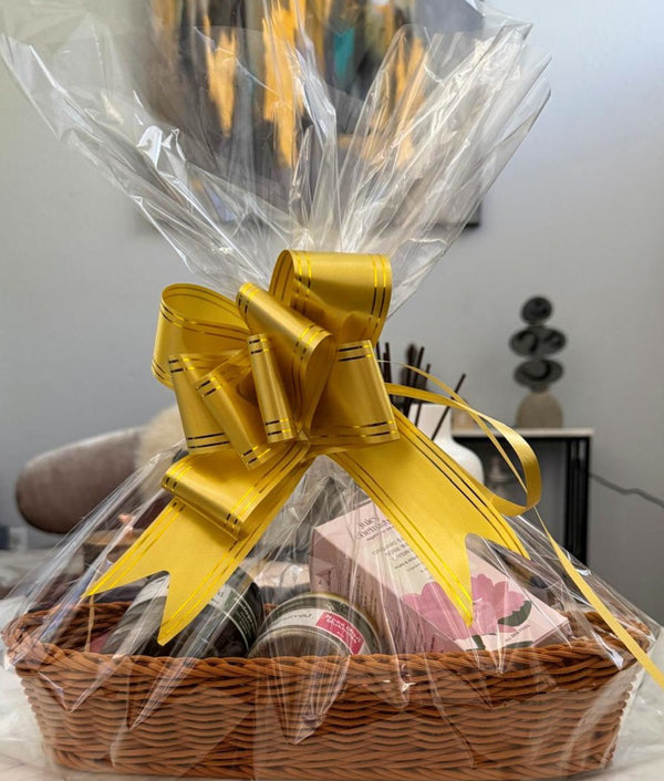 Holiday Glow & Nourish Hamper - A thoughtful blend of tradition, taste, and care